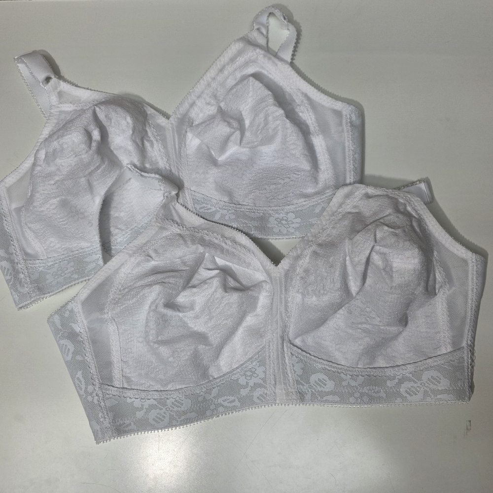 Playtex 18 Hour Sensational Support Wirefree Bra (20/27) White Size 42D Set of 2